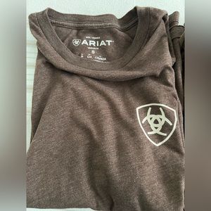 Men’s Ariat Small Brown T Shirt